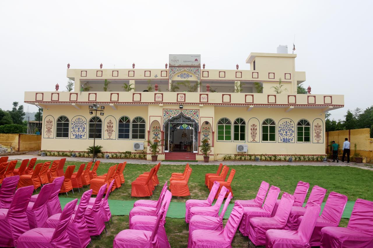 Aanand Mahal By Tuma Hotels Amer Bagian luar foto