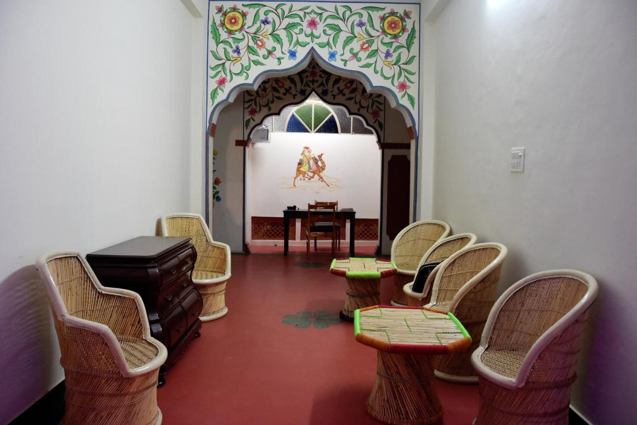 Aanand Mahal By Tuma Hotels Amer Bagian luar foto